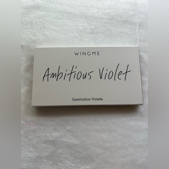 Wingme Eyeshadow palette - Picture 2 of 3